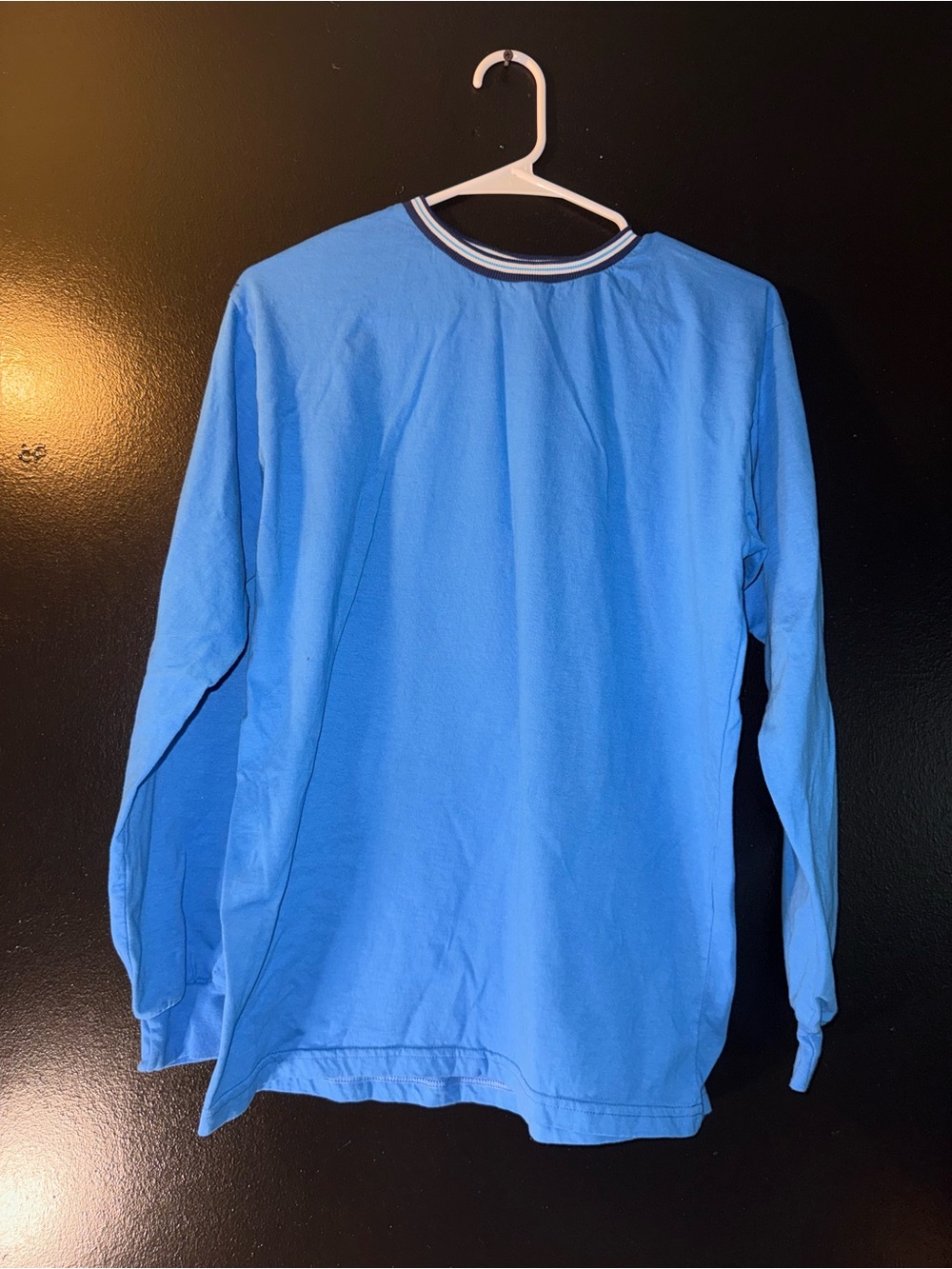 Van Heusen Long-Sleeve Crewneck Shirt in Bright Blue